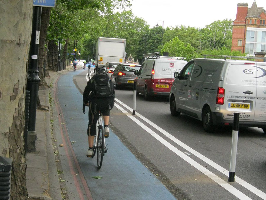 Wands reinforce Cycleway 8 in Pimlico. Source: Westminster Cycling Campaign