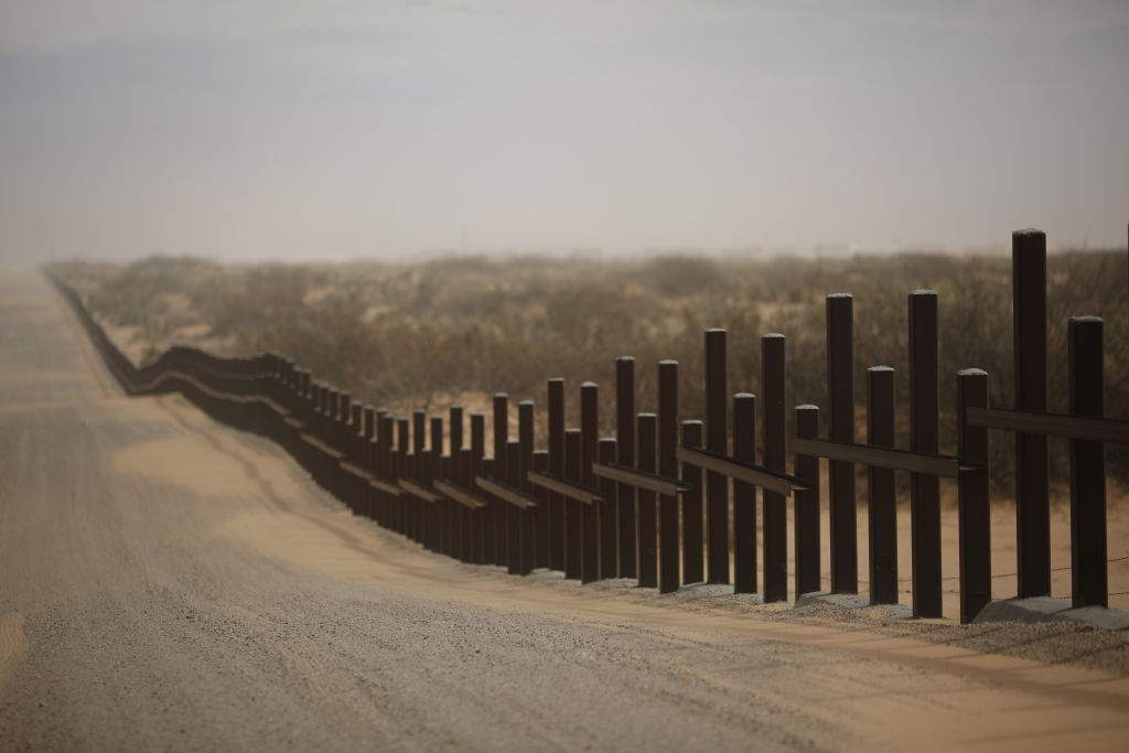 vehicle-fence